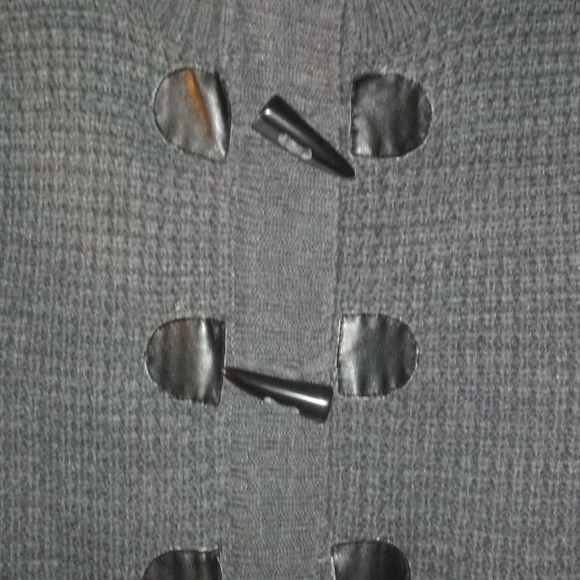 Girl size large knitter,sweater top - Picture 3 of 5